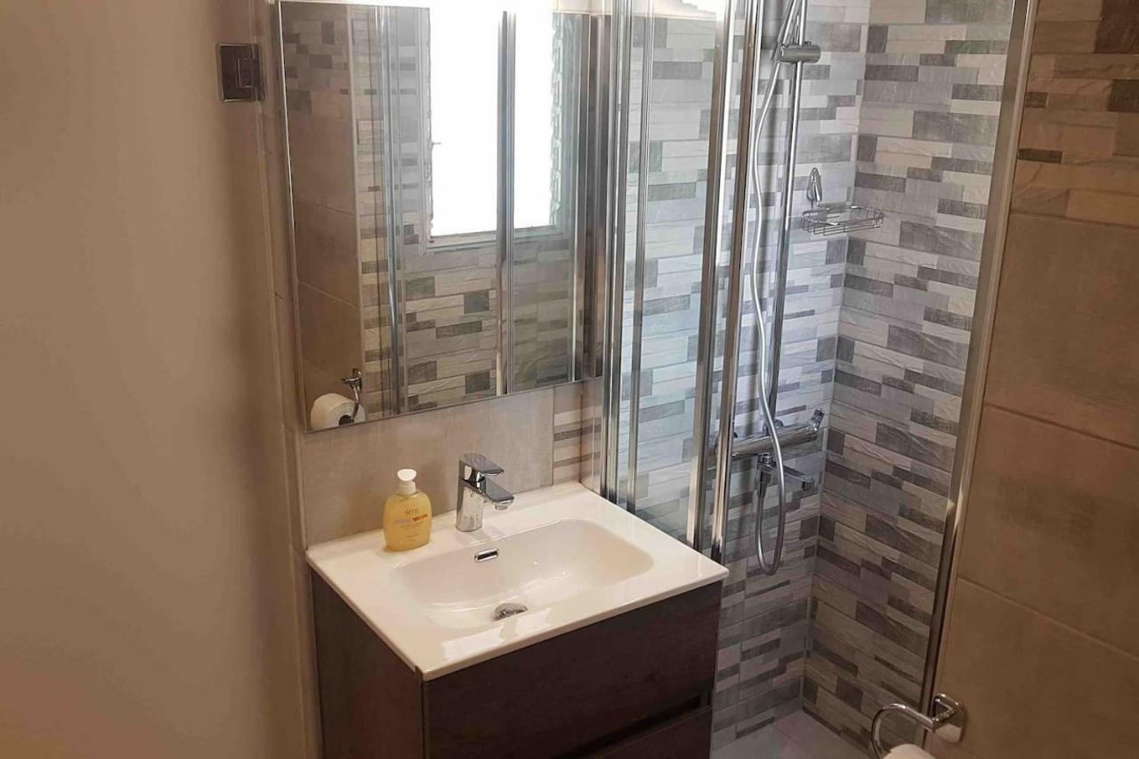 Cozy Luxury Apartment In The Heart Of Athens 8-1 Zewnętrze zdjęcie