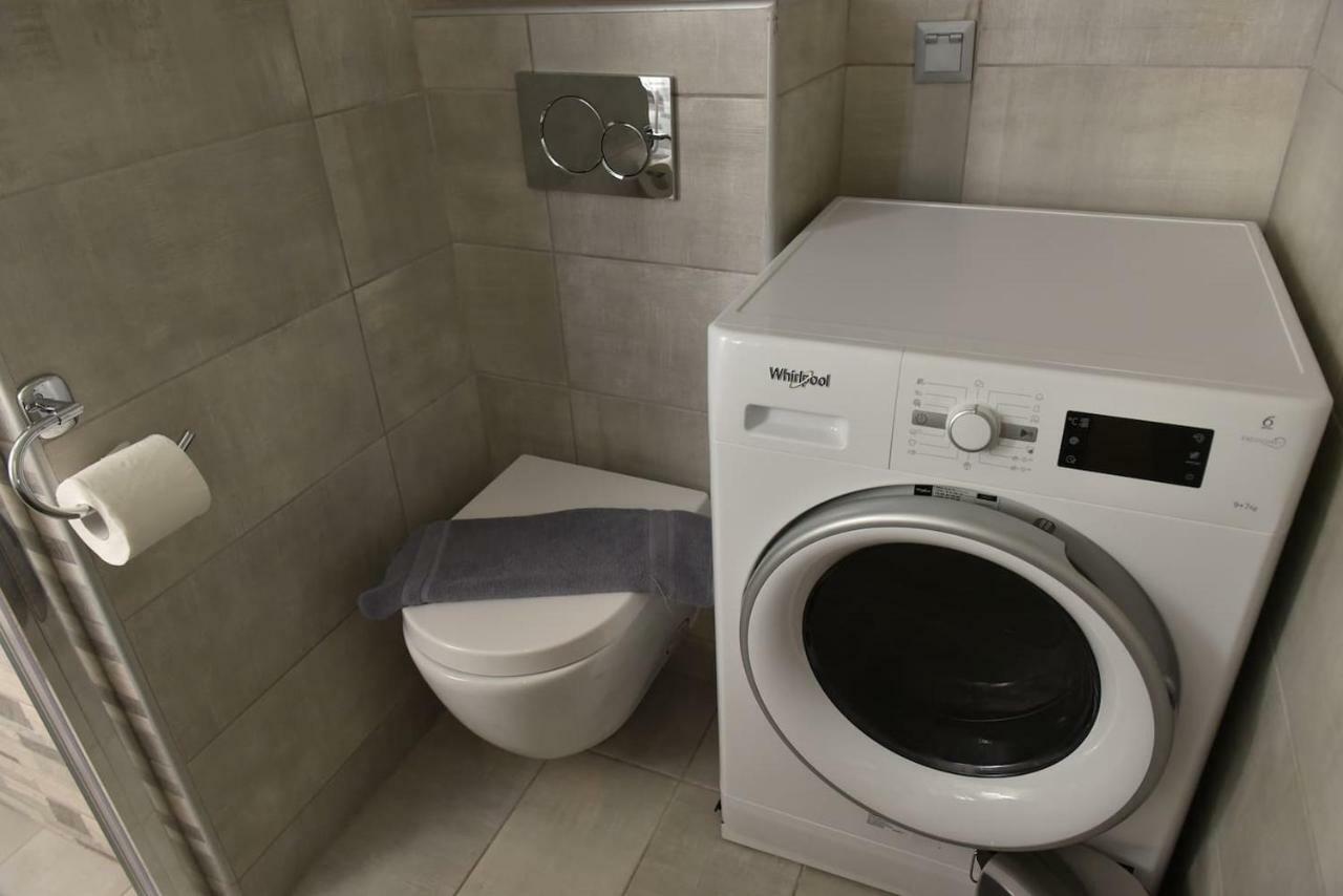 Cozy Luxury Apartment In The Heart Of Athens 8-1 Zewnętrze zdjęcie